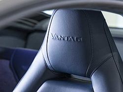 Aston Martin V8 Vantage Coupe - fast wie neu -